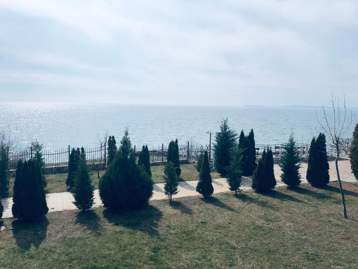 Beautiful Apartment Right By The Sea, Święty Włas Zewnętrze zdjęcie