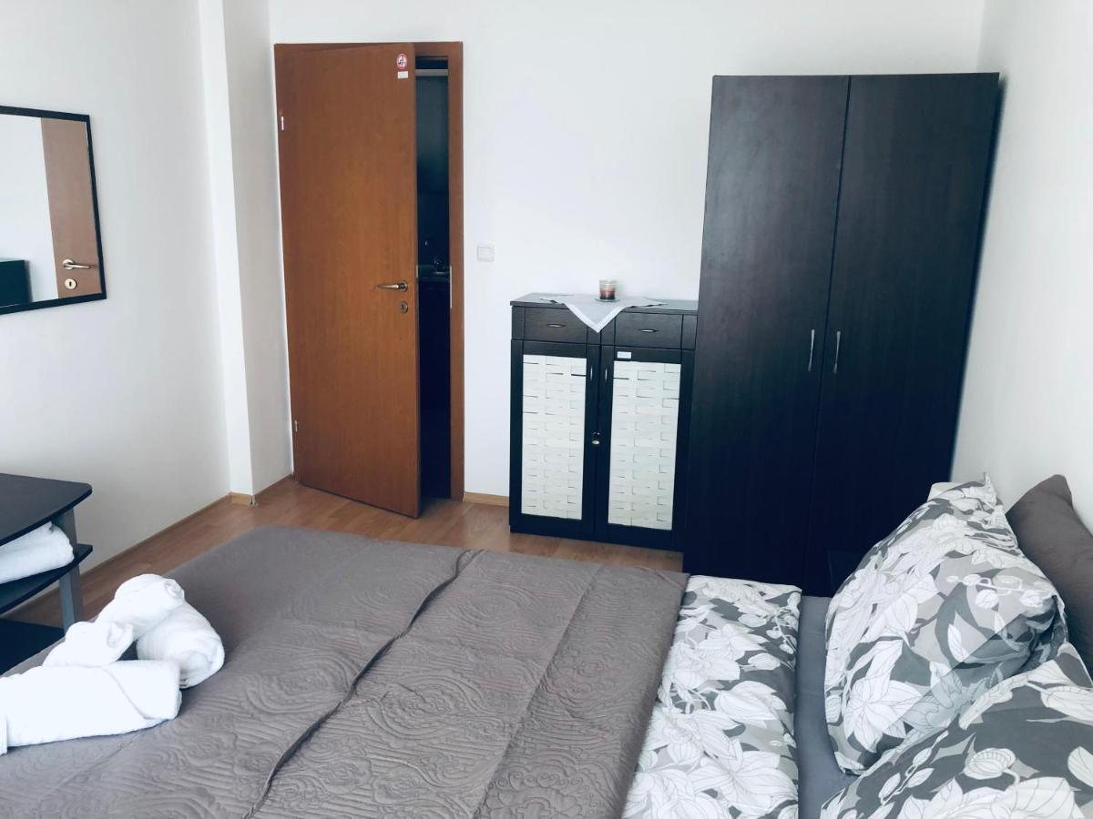 Beautiful Apartment Right By The Sea, Święty Włas Zewnętrze zdjęcie