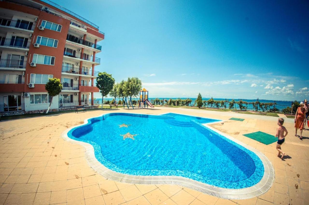 Beautiful Apartment Right By The Sea, Święty Włas Zewnętrze zdjęcie